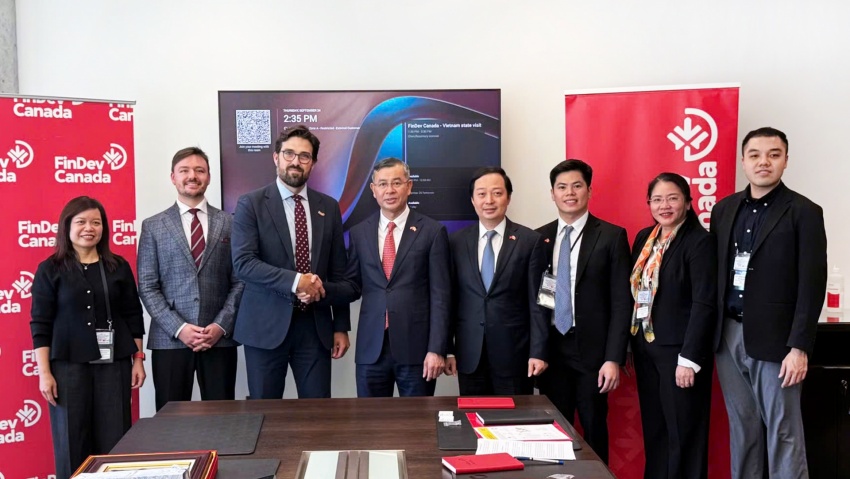 Vietnam seeks greater Canadian investment in green finance, infrastructure