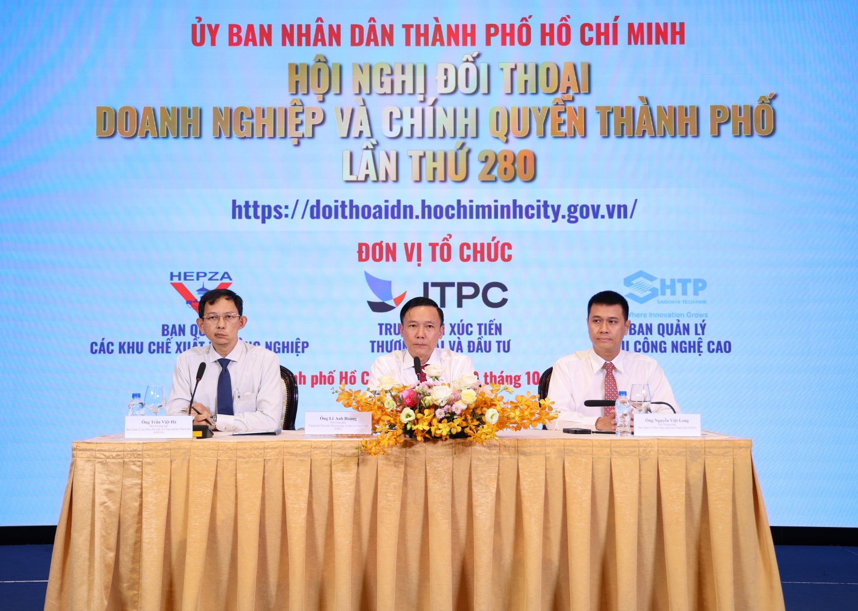 Ho Chi Minh City holds dialogue with businesses to address operational hurdles