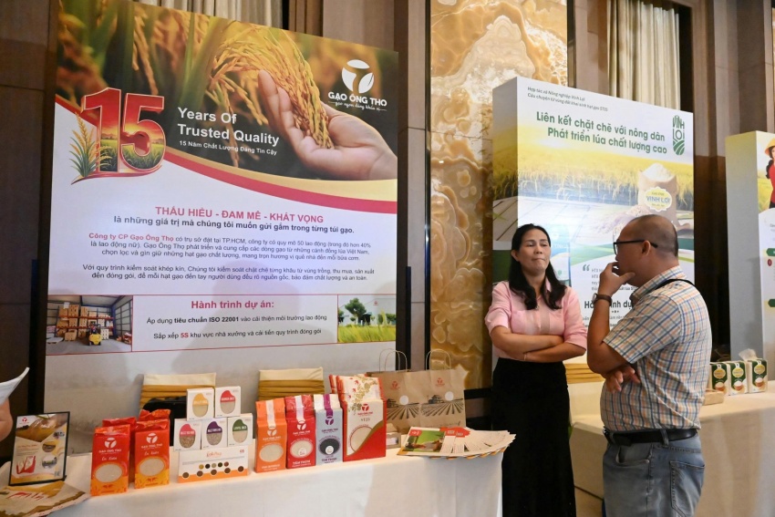 More than 100 shrimp and rice businesses improve working conditions and ESG practices