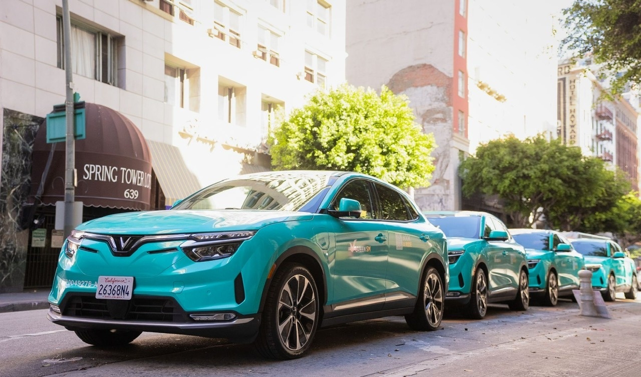 Green SM launches electric taxi service in Los Angeles