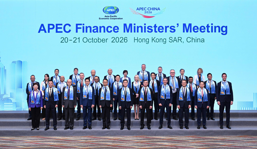 Finance Minister outlines Vietnam's growth path at APEC meeting