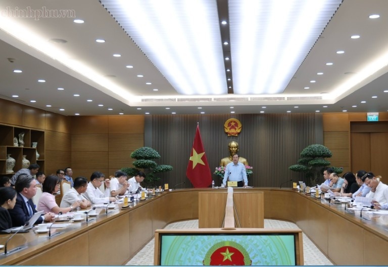 Thanh Hoa urged to remove obstacles to Cong Thanh LNG project