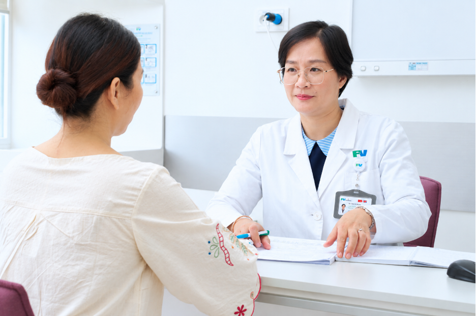 Breakthroughs in radiotherapy technology and new drugs for breast cancer treatment