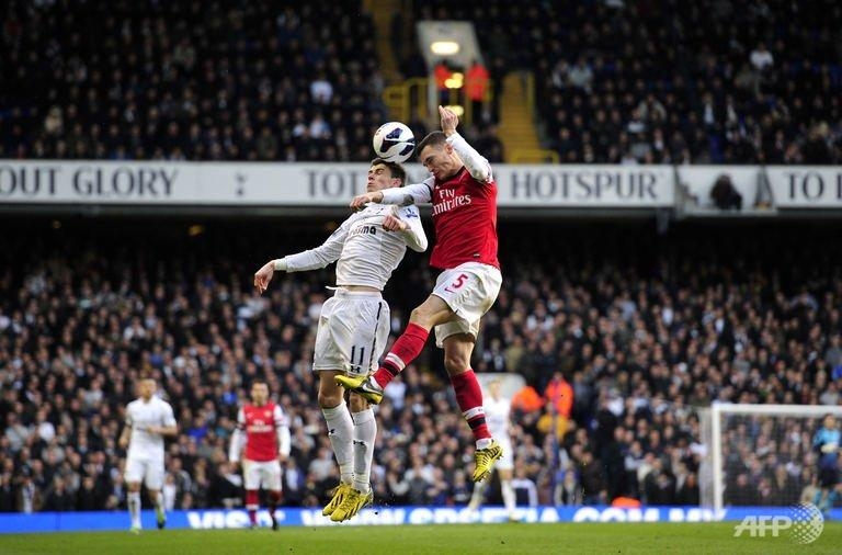 Bale shines again as Spurs add to Arsenal's misery
