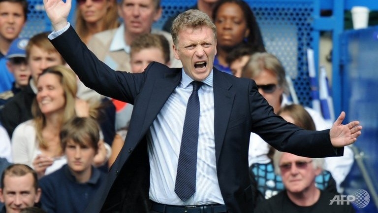 moyes to begin man utd tenure at swansea