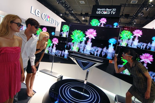 LG to present full line-up of leading home entertainment products at IFA 2012 featuring world's largest and slimmest OLED TV