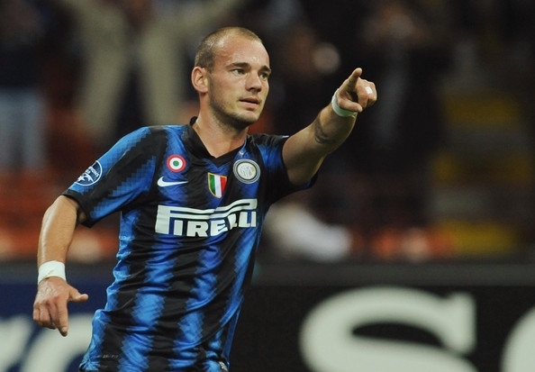 Manchester United can nab wesley sneijder for £40m