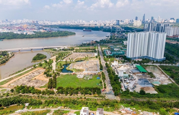 Ho Chi Minh City real estate developers request help to resume projects