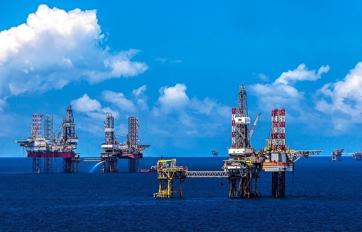 PetroVietnam rolls out measures to cope with COVID-19 and oil prices