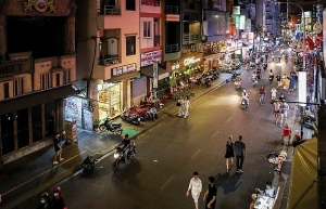 Ho Chi Minh City closes restaurants and beer clubs from March 24