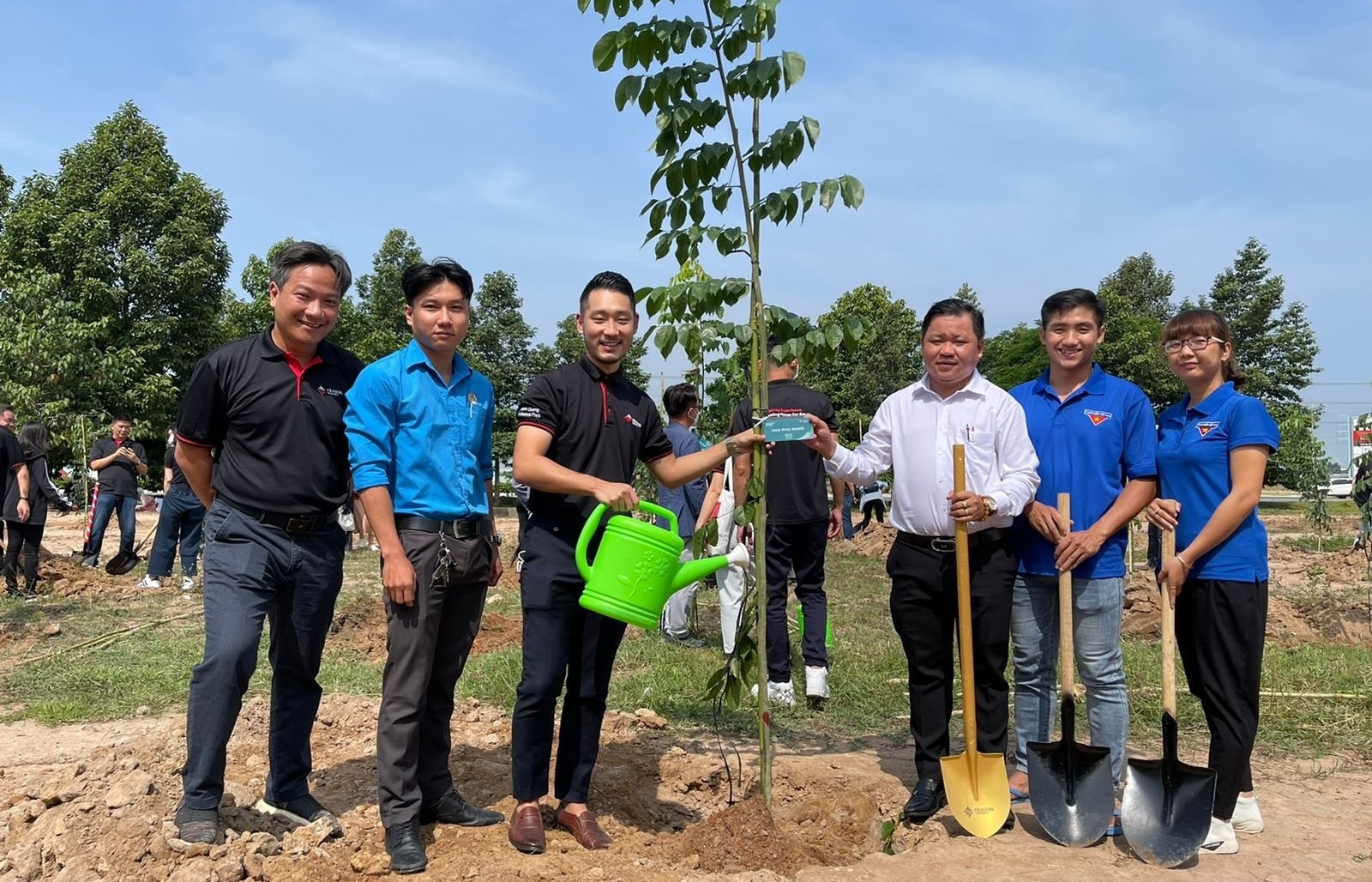 frasers property vietnam commits to net zero carbon future on earth day