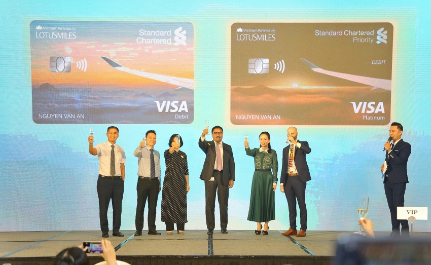 standard chartered vietnam and vietnam airlines launch air mile reward bank account