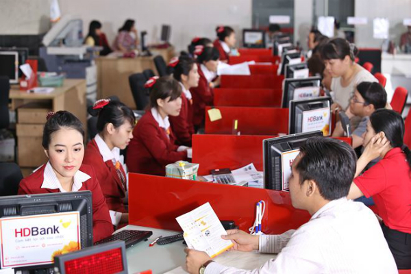 HDBank raises charter capital to enter top ten banks in Vietnam