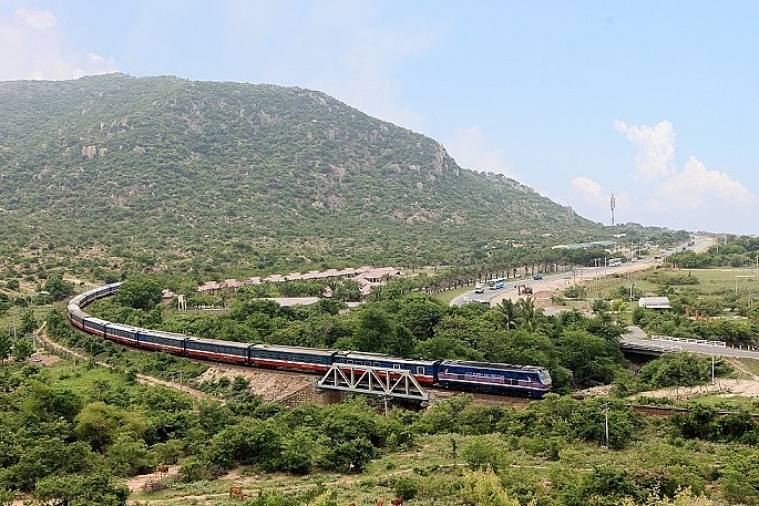 vietnam railways operates hanoi beijing train from january