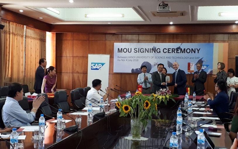 SAP SE and HUST sign MoU on training cooperation