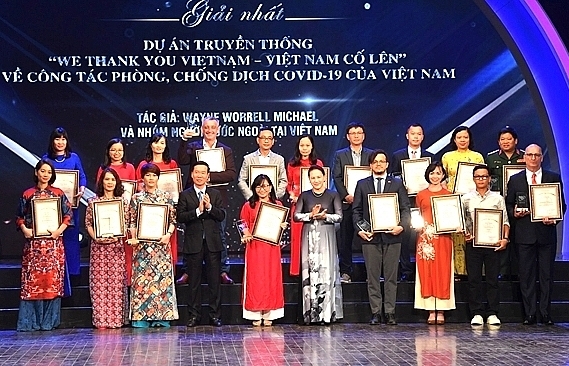 VIR reporters win national journalism prize on foreign affairs