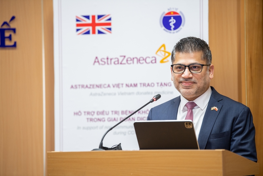 AstraZeneca Vietnam donates medicine for NCD patients during COVID-19