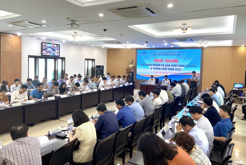 Vietnam Railways sees recovery in first half of 2022