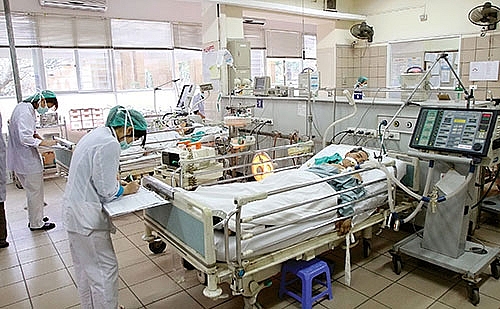 plastic waste reduction strictly urged at vietnamese hospitals