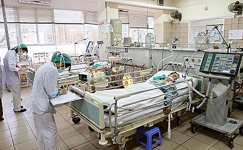 Plastic waste reduction strictly urged at Vietnamese hospitals
