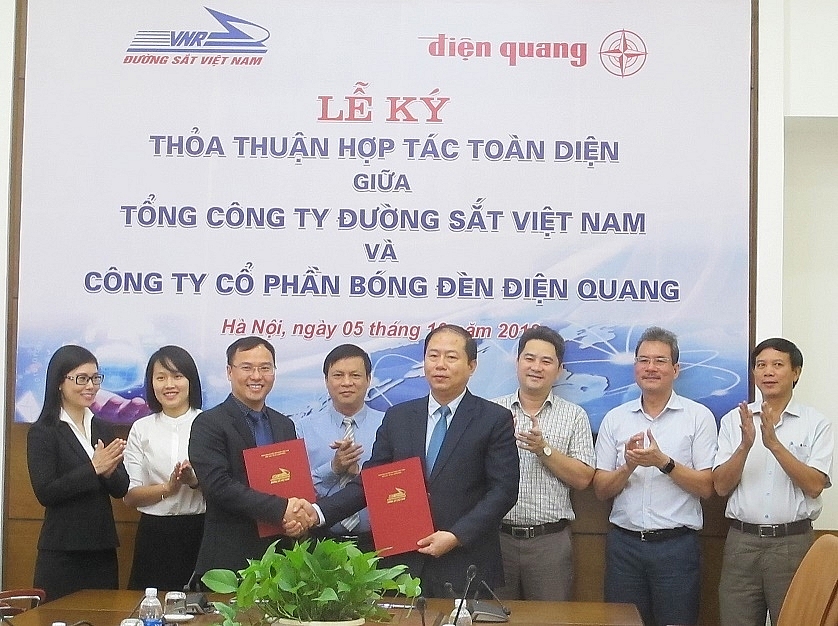 vietnam railways boosts cooperation with state owned corporations