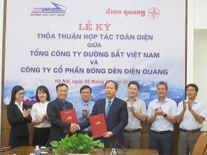 Vietnam Railways boosts cooperation with state-owned corporations