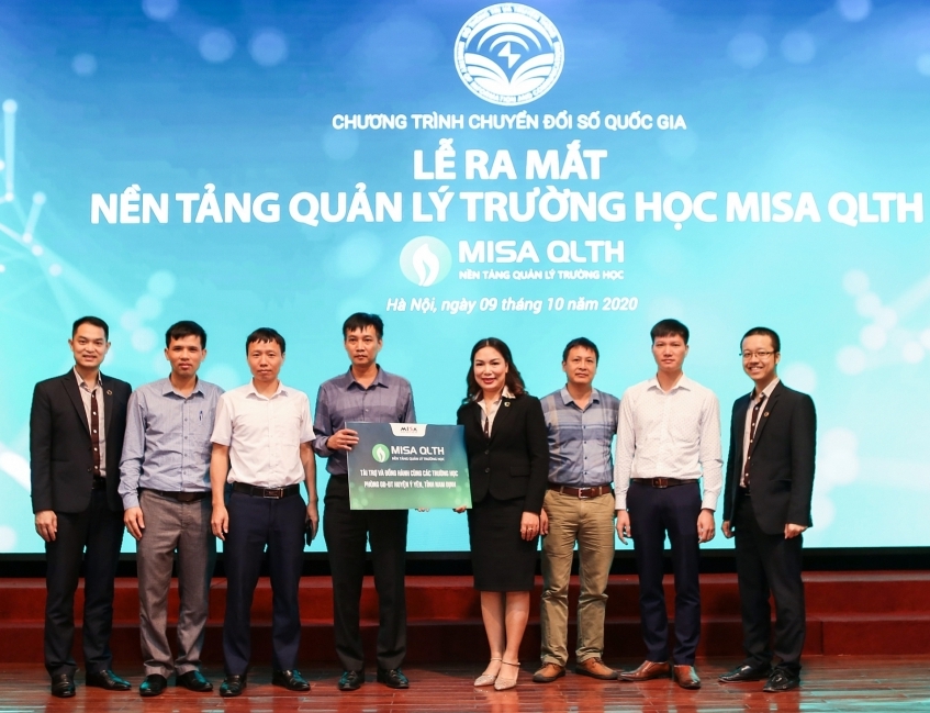 New Make-in-Vietnam digital platform launched