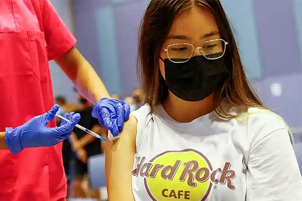 Vietnam aims to have 95 per cent of children aged 12-17 vaccinated in fourth quarter