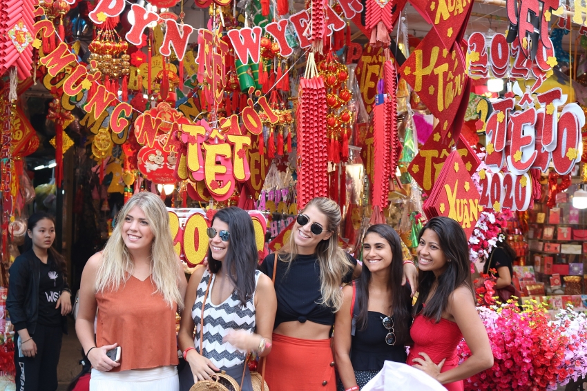 welcoming tet the year of rat