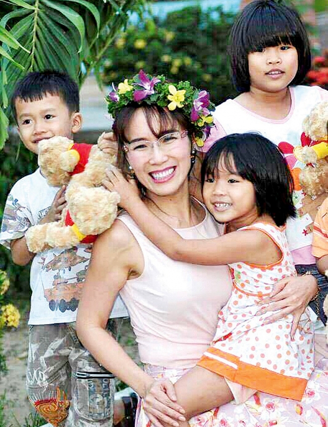 billionaire nguyen thi phuong thao passion in charity
