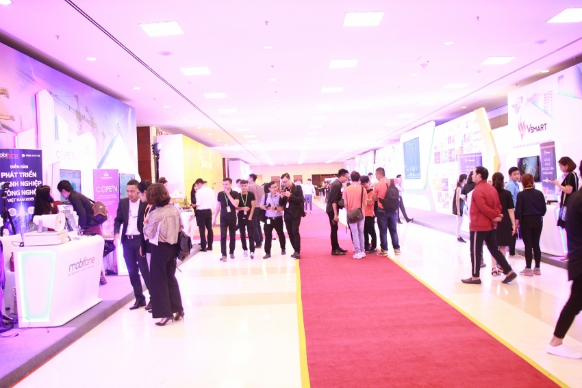 national forum on developing vietnamese technology companies