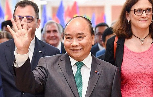 prime minister nguyen xuan phuc attended the evfta signing ceremony