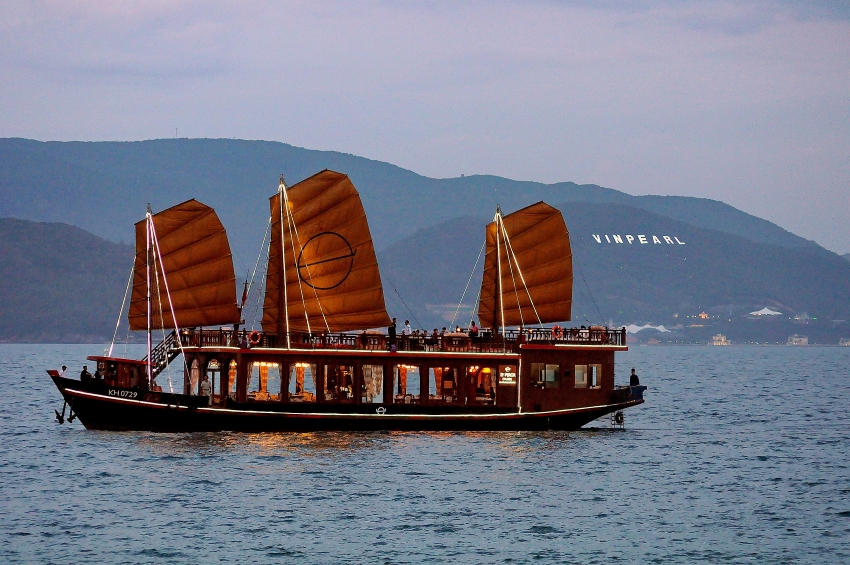 vietnam puts luxury cruises on experiential tourism product map