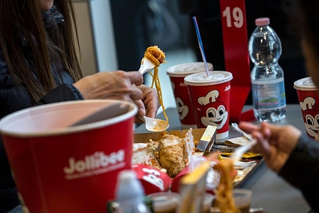 jollibee shares fall after spending 350 million to buy coffee bean