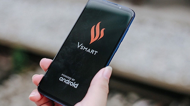 vsmart tests vmessage and vcall instant messaging features