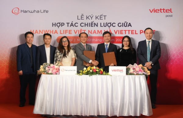 Hanwha Life Vietnam and Viettel Post team up on insurance distribution