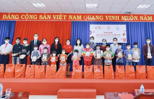 Generali supports orphans impacted by pandeimc before Lunar New Year