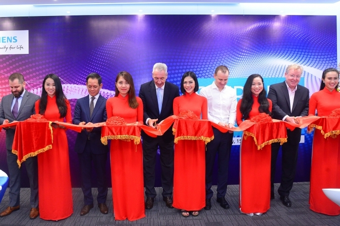 Siemens opens training centre in Vietnam