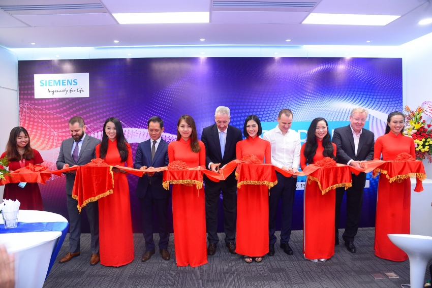 siemens opens training centre in vietnam