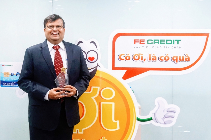 fe credit receives best in card acquisition award from mastercard