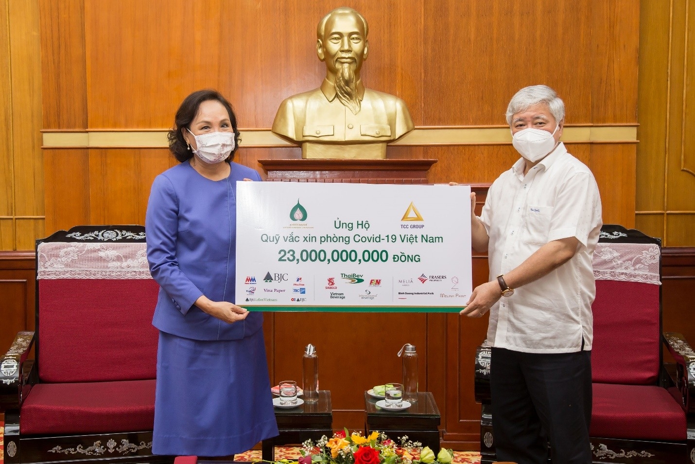 TCC Group contributes $1 million to Vietnam COVID-19 Vaccine Fund