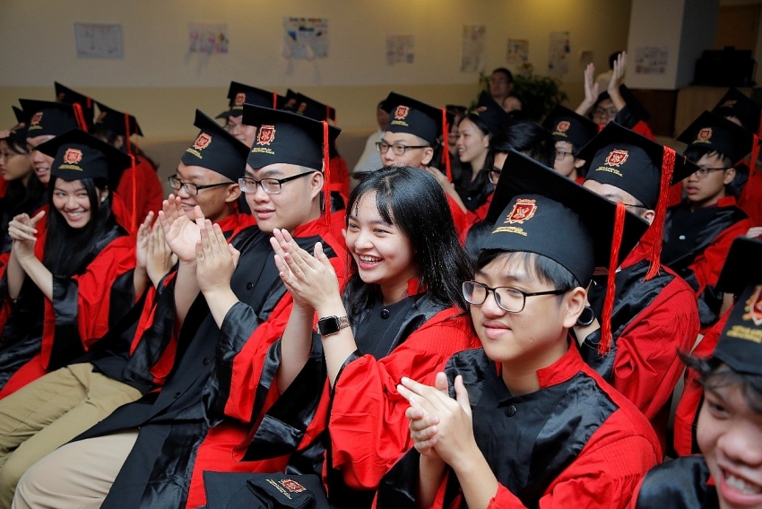 fourteen vas students win scholarships worth more than 174 million for overseas study