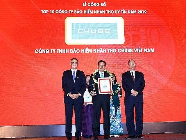 chubb life vietnam wins top 10 vietnam insurance reputation award 2019
