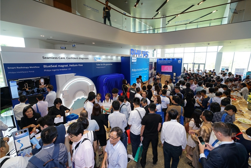 philips shines at vietnam congress of radiology 2019