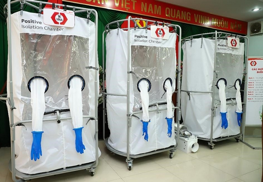 tpc vina donates positive pressure isolation chambers by scg to dong nai