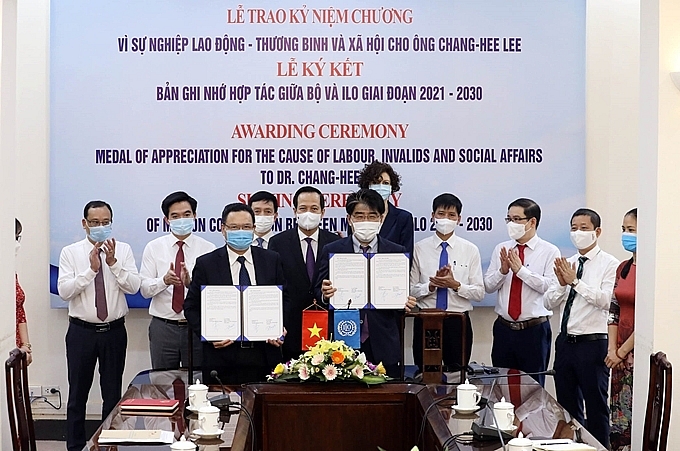 ilo and vietnam join forces to promote international labour standards