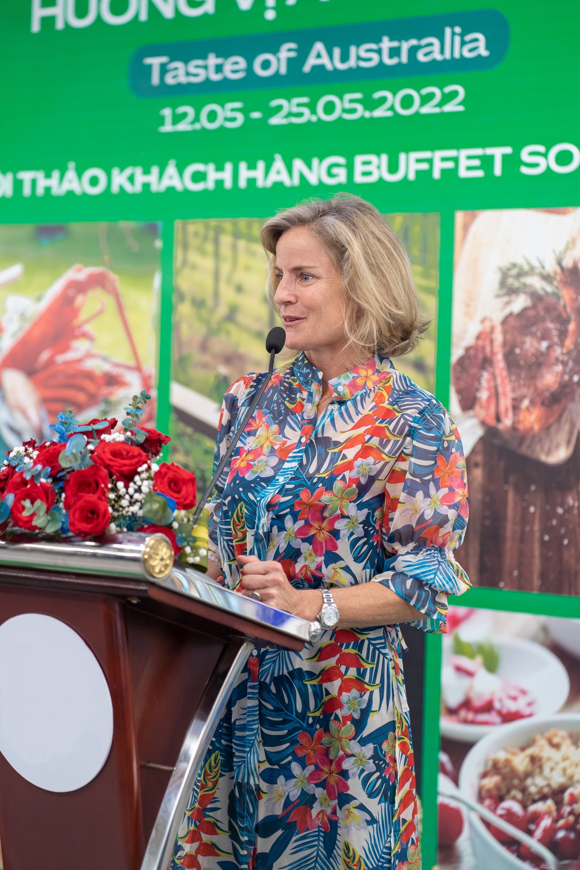  Rebecca Ball – Senior Trade Commissioner, Austrade speaking at the opening ceremony of the Taste of Australia festival at a partner supermarket chain | Source: Austrade