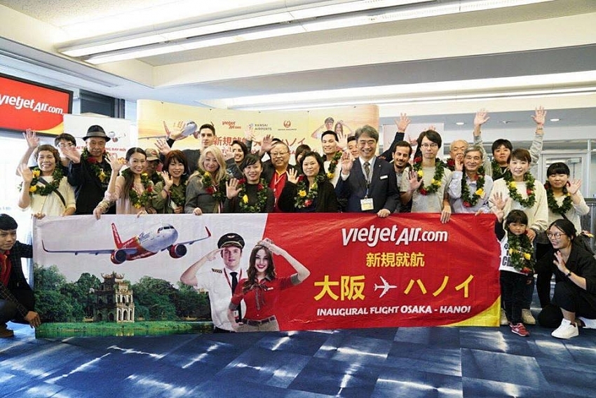 vietjets first direct flight from vietnam to japan touches down