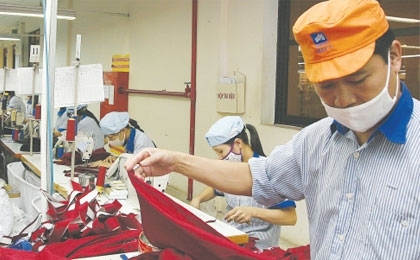 textile producers turn to vietnam