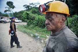 11 dead, 10 missing in Colombia coal mine blast